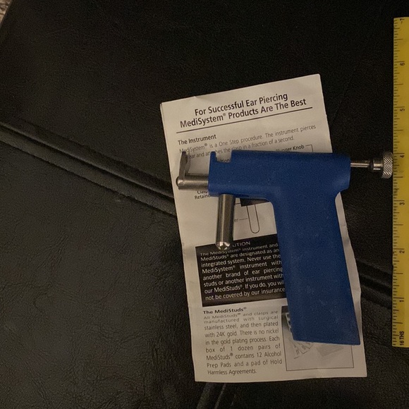 Vintage MediSystem stainless steel Ear Piercing instrument gun - Picture 5 of 6